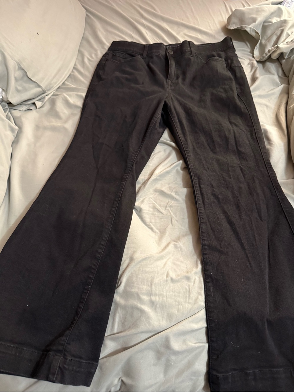 Torrid bombshell flare jeans